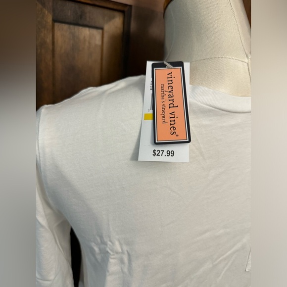 NWT VV Tee - Picture 5 of 6